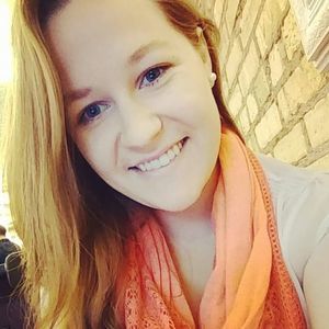 Meet your Posher, Becca